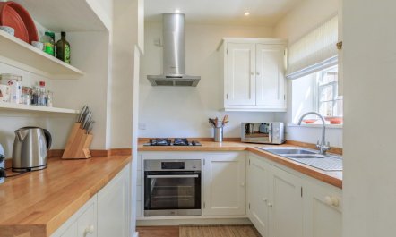 1 Bed in Beaminster 3