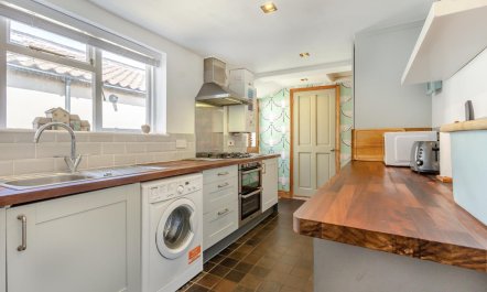 4 Bed in Reydon 5