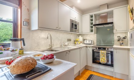 2 Bed in Devils Bridge 7