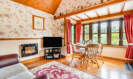 2 Bed in Devils Bridge 4