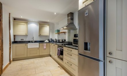 3 Bed in Lower Bodham 4