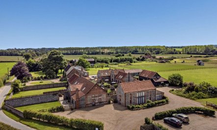 3 Bed in Lower Bodham