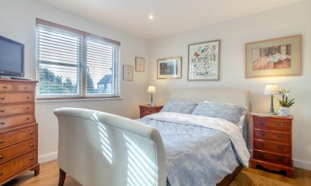 1 Bed in Long Melford 8