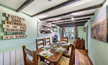 3 Bed in Fucheswen 8