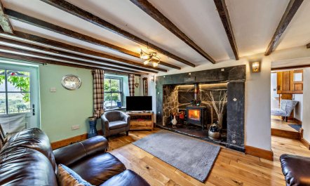 3 Bed in Fucheswen 4