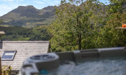 3 Bed in Fucheswen 5