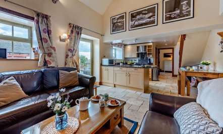 2 Bed in Ellastone 7