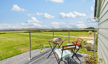 2 Bed in St. Merryn 1