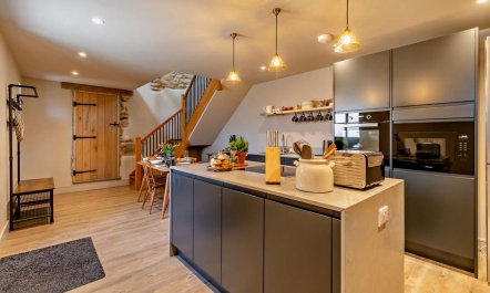 2 Bed in St. Breward 1