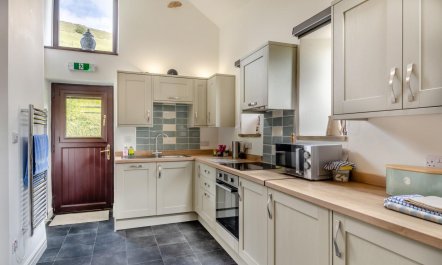 3 Bed in Earl Sterndale 8