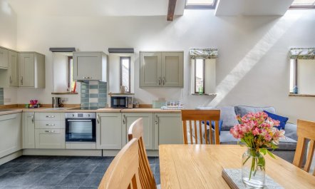 3 Bed in Earl Sterndale 7