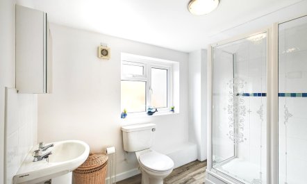 1 Bed in Porthpean 8