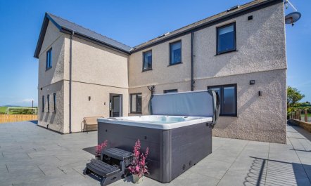 5 Bed in Aberdaron 4