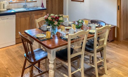 3 Bed in East Somerton 4