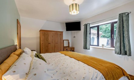 2 Bed in Felbrigg 7