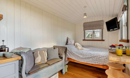 1 Bed in St. Dominick 1