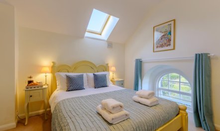 3 Bed in Bainbridge 4