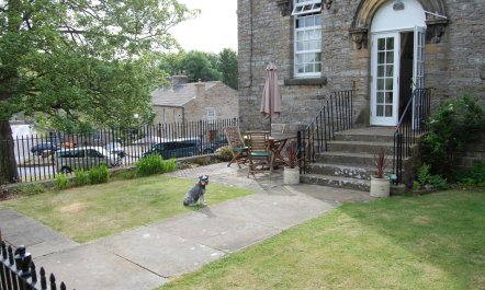 3 Bed in Bainbridge 1