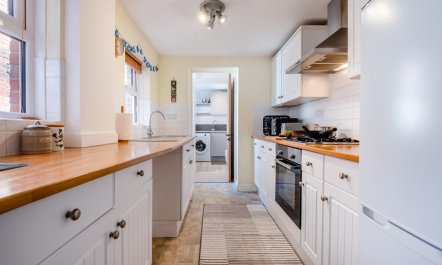 2 Bed in Langton Matravers 9