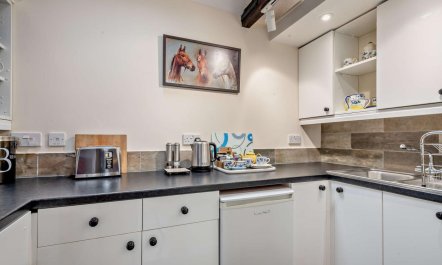 2 Bed in Burnham Market 6