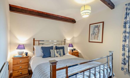 2 Bed in Burnham Market 8