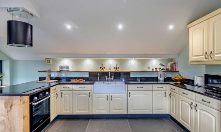 1 Bed in Saltfleetby 7