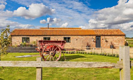 1 Bed in Saltfleetby 5