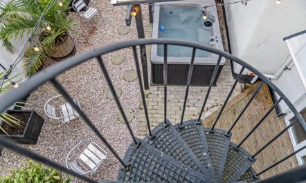 4 Bed in Teignmouth 2