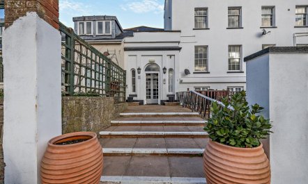 4 Bed in Teignmouth 6