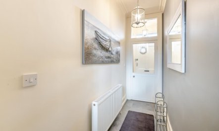 4 Bed in Whitby 5