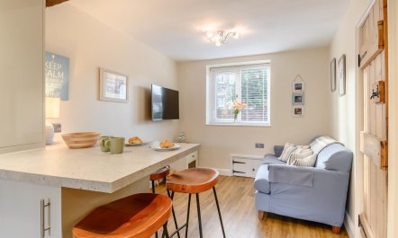 4 Bed in Sheringham 8