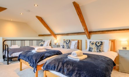 4 Bed in Sheringham 8