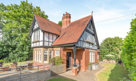 5 Bed in Belper