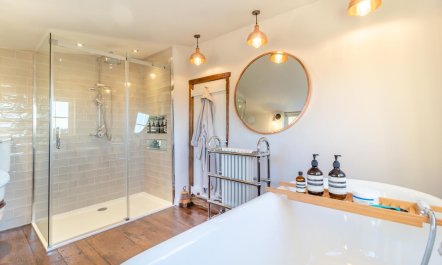 3 Bed in Monk Soham 3