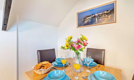 2 Bed in Tenby 4