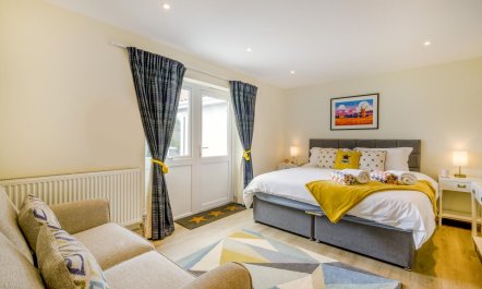 5 Bed in South Raynham 4