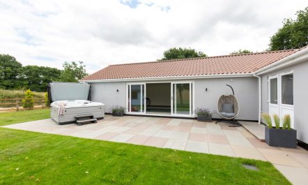 5 Bed in South Raynham