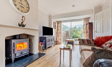 3 Bed in Lea Bridge 2