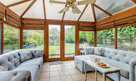 3 Bed in Lea Bridge 9