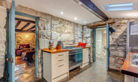 2 Bed in Islawrdref 7