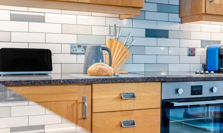 2 Bed in Watergate Bay 5