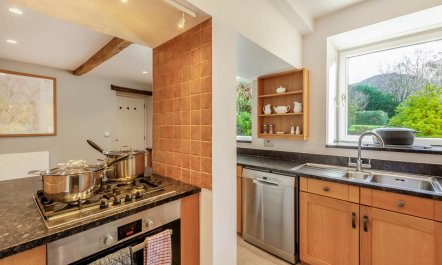 6 Bed in Newby Bridge 9