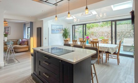 4 Bed in Tenby 7