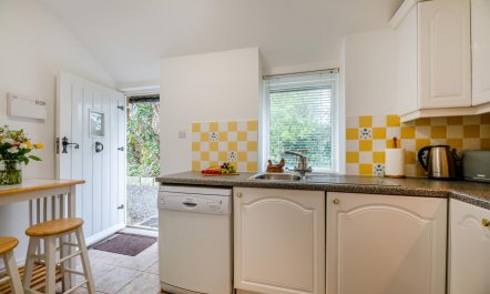 2 Bed in Cresswell 2