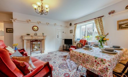 2 Bed in Cresswell 5