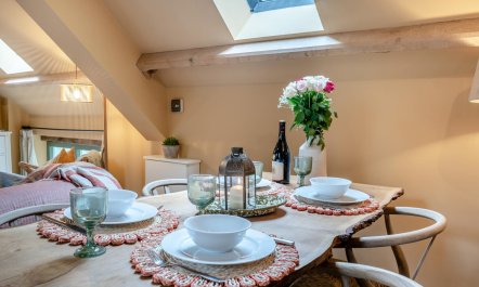 2 Bed in Cwmdu 9