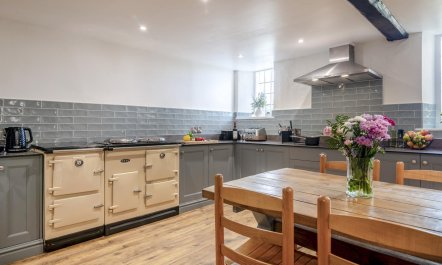 9 Bed in Nether Stowey 3