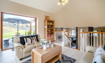 4 Bed in Killarney 8