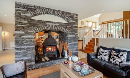 4 Bed in Killarney 2