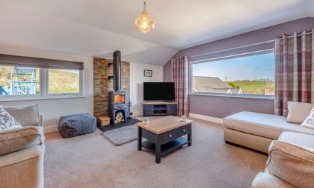 3 Bed in St. Dogmaels